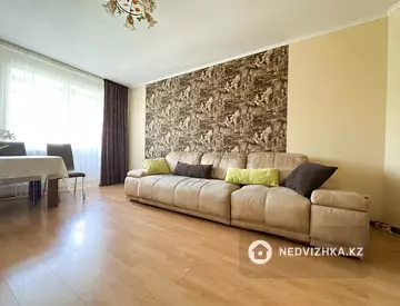 2-комнатная квартира, этаж 3 из 3, 40 м², Посуточно, миниатюра 7