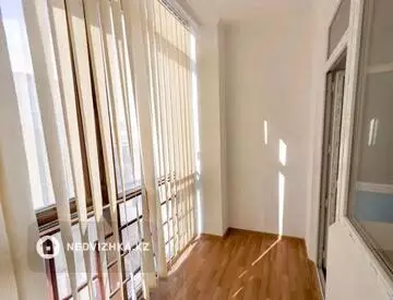 2-комнатная квартира, этаж 2 из 20, 54 м², миниатюра 4