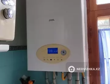 3-комнатная квартира, этаж 2 из 4, 60 м², миниатюра 2