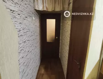 3-комнатная квартира, этаж 2 из 4, 60 м², миниатюра 5