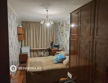 3-комнатная квартира, этаж 2 из 4, 60 м², миниатюра 6