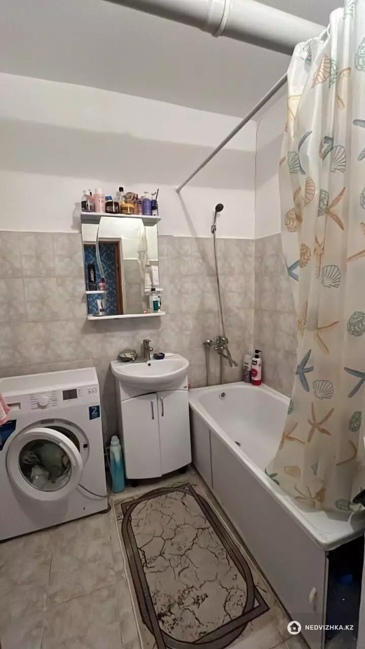 2-комнатная квартира, этаж 4 из 6, 60 м², фотография 4