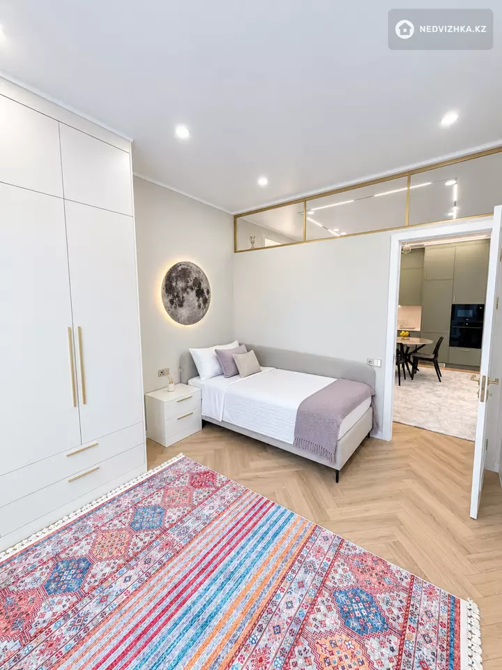 2-комнатная квартира, этаж 2 из 8, 65 м², фотография 4