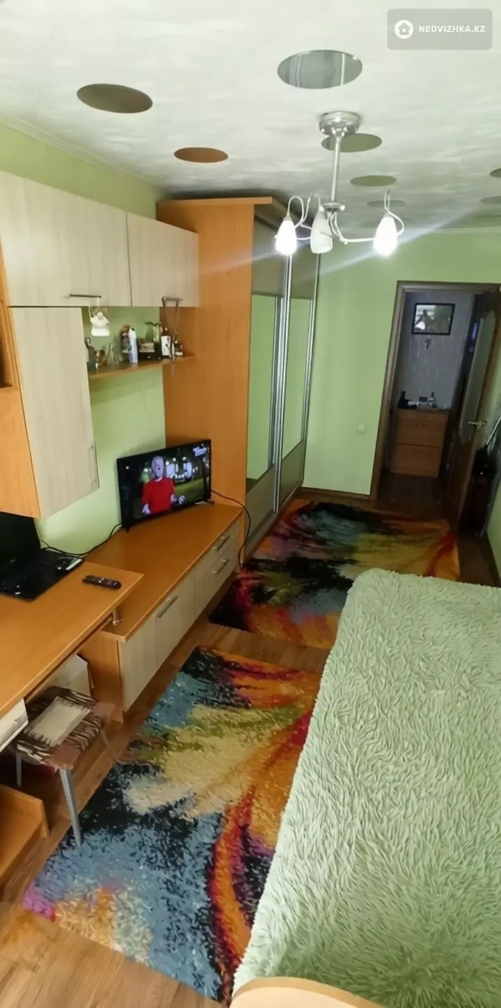2-комнатная квартира, этаж 4 из 5, 50 м², фотография 4