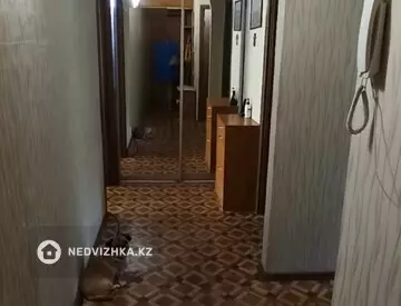 2-комнатная квартира, этаж 4 из 5, 50 м², миниатюра 9