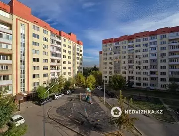 1-комнатная квартира, этаж 4 из 9, 40 м², миниатюра 1