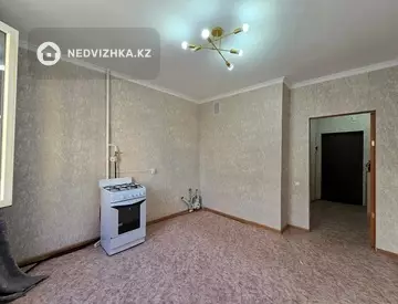 1-комнатная квартира, этаж 4 из 9, 40 м², миниатюра 7