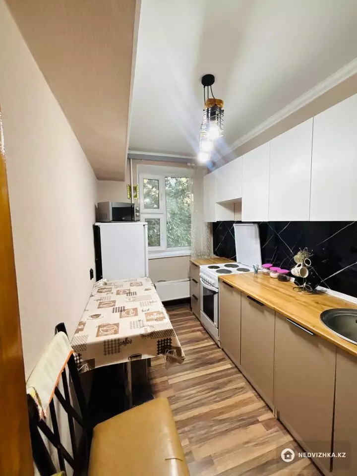 2-бөлмелі пәтер, қабат 4 барлық қабат саны 5, 45 м², На длительный срок