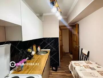2-комнатная квартира, этаж 4 из 5, 45 м², На длительный срок, миниатюра 2