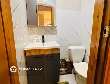 2-комнатная квартира, этаж 4 из 5, 45 м², На длительный срок, миниатюра 10