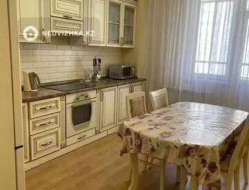 3-комнатная квартира, этаж 7 из 17, 130 м², миниатюра 6