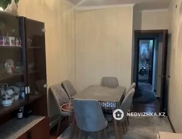 3-комнатная квартира, этаж 2 из 3, 70 м², миниатюра 1