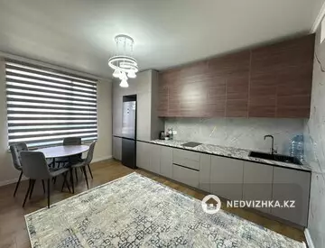 3-комнатная квартира, этаж 8 из 18, 52 м², миниатюра 5