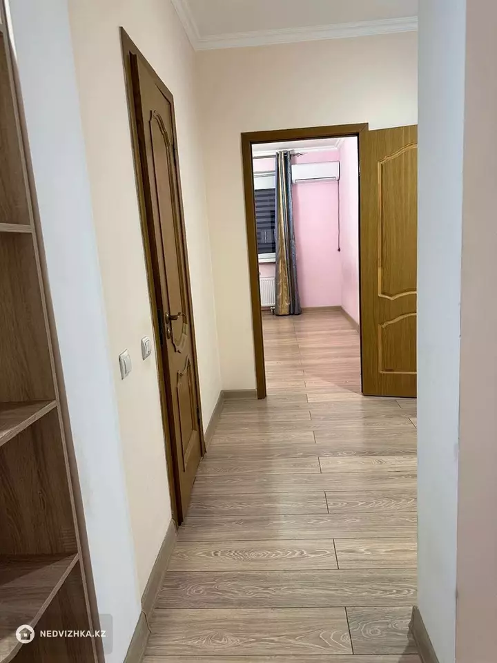 3-комнатная квартира, этаж 9 из 19, 120 м², На длительный срок, фотография 5