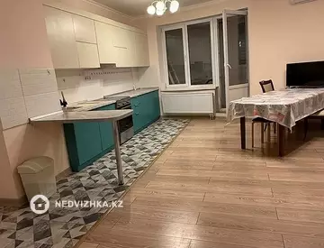 3-комнатная квартира, этаж 9 из 19, 120 м², На длительный срок, миниатюра 1