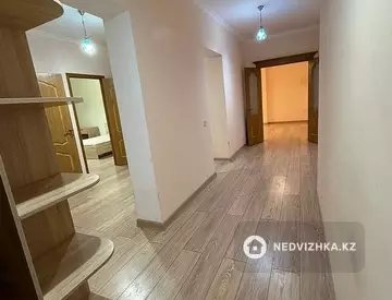 3-комнатная квартира, этаж 9 из 19, 120 м², На длительный срок, миниатюра 7