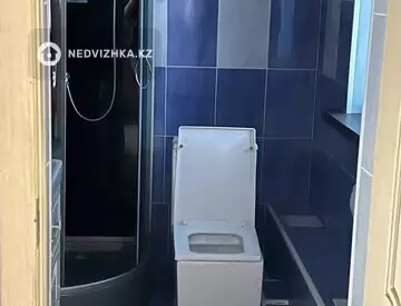 8-бөлмелі үй, 8 соттық, 220 м², 9-нобай