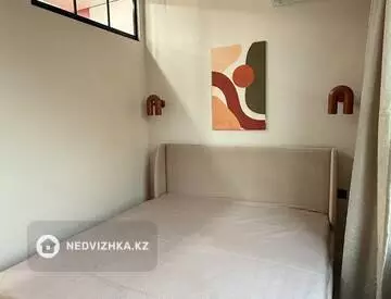 1-комнатная квартира, этаж 3 из 6, 37 м², На длительный срок, миниатюра 2