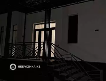 6-комнатный дом, 0.8 соток, 240 м², миниатюра 9