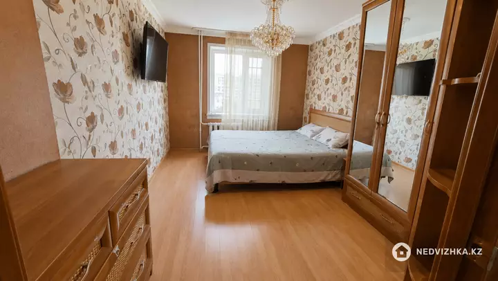3-комнатная квартира, этаж 7 из 9, 65 м², фотография 2