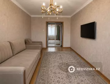 3-комнатная квартира, этаж 7 из 9, 65 м², миниатюра 3