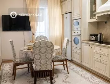 4-бөлмелі пәтер, қабат 8 барлық қабат саны 24, 106 м², 2-нобай