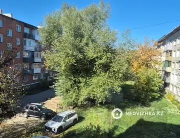 2-комнатная квартира, этаж 3 из 5, 41 м², миниатюра 8