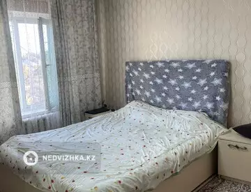 2-комнатная квартира, этаж 4 из 4, 64 м², миниатюра 1