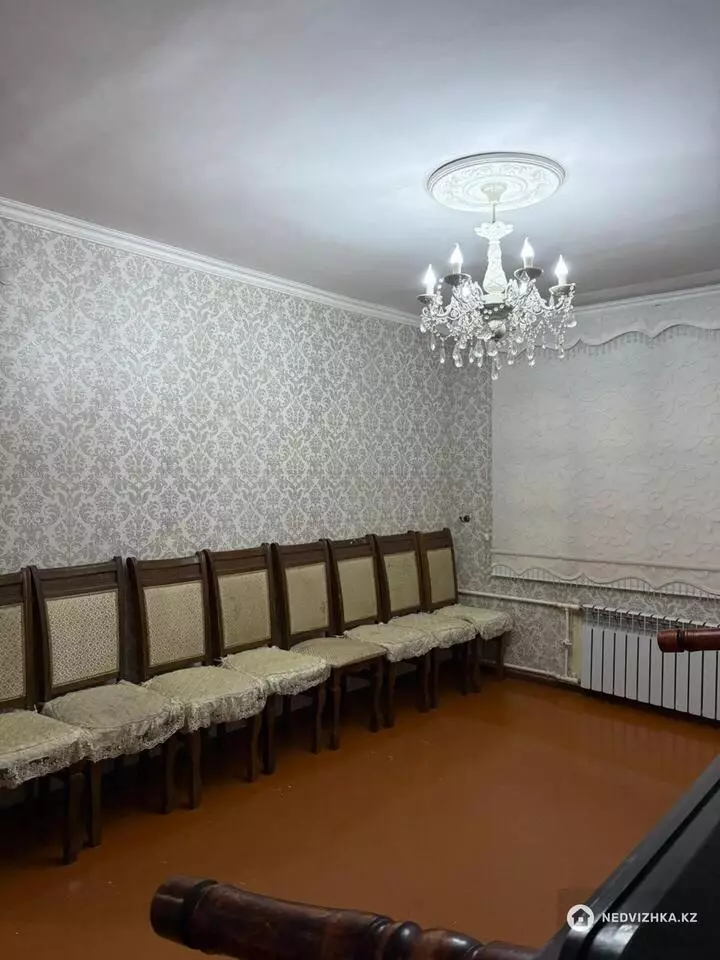 3-комнатная квартира, этаж 4 из 4, 70 м², фотография 5