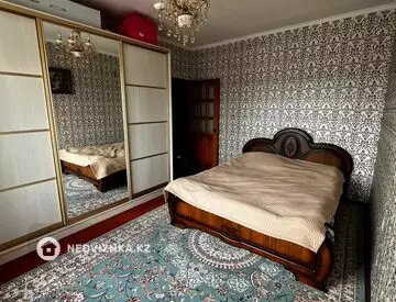 3-комнатная квартира, этаж 4 из 4, 70 м², миниатюра 3