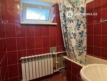 3-комнатная квартира, этаж 4 из 4, 70 м², миниатюра 9