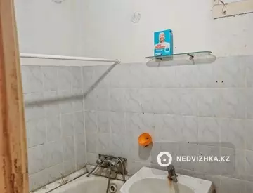2-комнатная квартира, этаж 3 из 4, 42 м², миниатюра 5