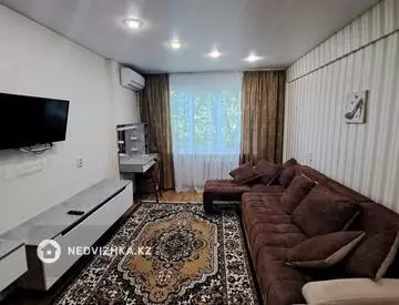 1-комнатная квартира, этаж 3 из 5, 34 м², миниатюра 2
