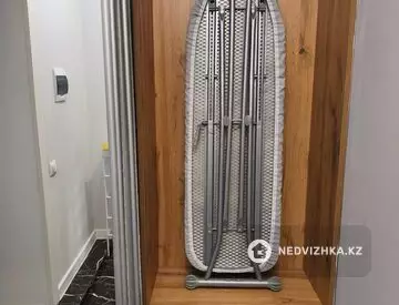 2-комнатная квартира, этаж 2 из 10, 45 м², На длительный срок, миниатюра 3