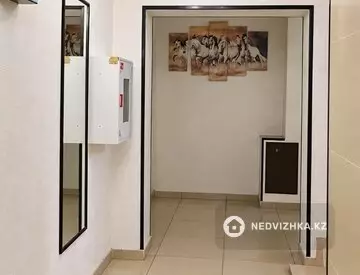 1-комнатная квартира, этаж 2 из 10, 39 м², миниатюра 5
