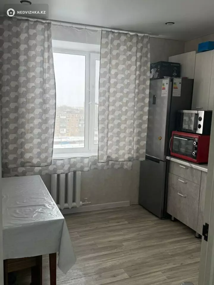 1-комнатная квартира, этаж 6 из 9, 34 м², фотография 3