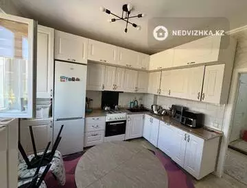 2-комнатная квартира, этаж 1 из 6, 62 м², миниатюра 2