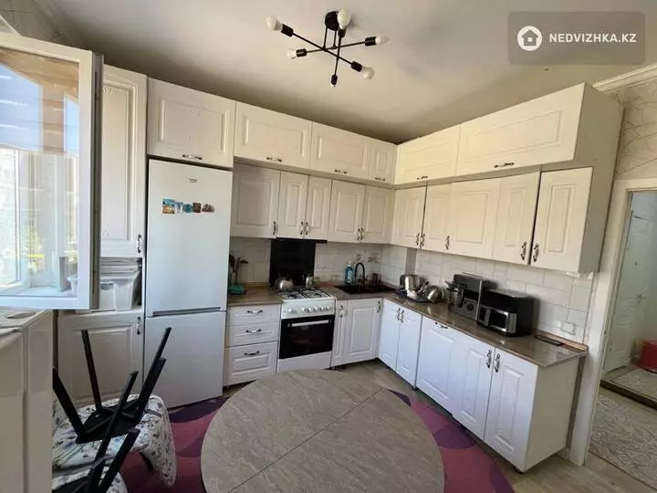 2-комнатная квартира, этаж 1 из 6, 62 м², фотография 2