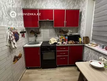 2-комнатная квартира, этаж 2 из 5, 47 м², миниатюра 1