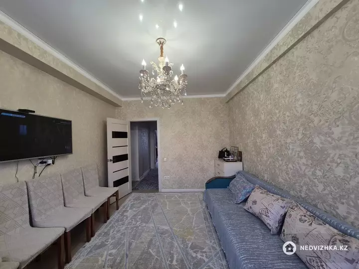 2-комнатная квартира, этаж 3 из 6, 55 м²