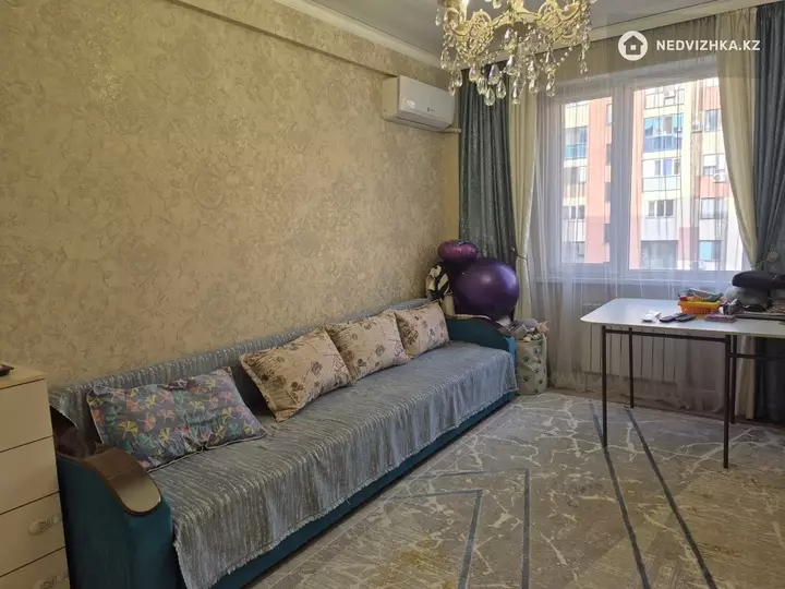 2-комнатная квартира, этаж 3 из 6, 55 м², фотография 2