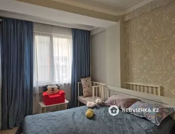 2-комнатная квартира, этаж 3 из 6, 55 м², миниатюра 3
