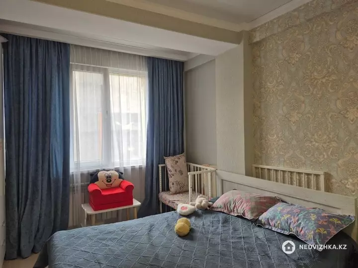 2-комнатная квартира, этаж 3 из 6, 55 м², фотография 3