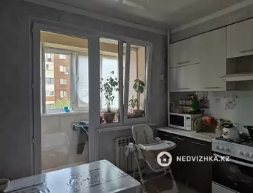 2-комнатная квартира, этаж 3 из 6, 55 м², миниатюра 4