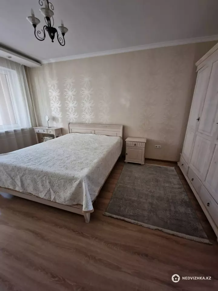 2-комнатная квартира, этаж 4 из 5, 65 м², На длительный срок, фотография 5