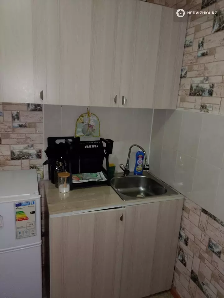 2-комнатная квартира, этаж 4 из 5, 47 м², фотография 4