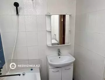 1-комнатная квартира, этаж 1 из 5, 38 м², миниатюра 4