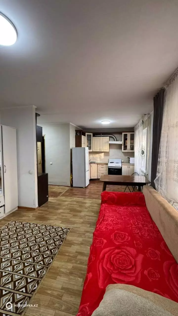 1-комнатная квартира, этаж 1 из 5, 38 м², фотография 3