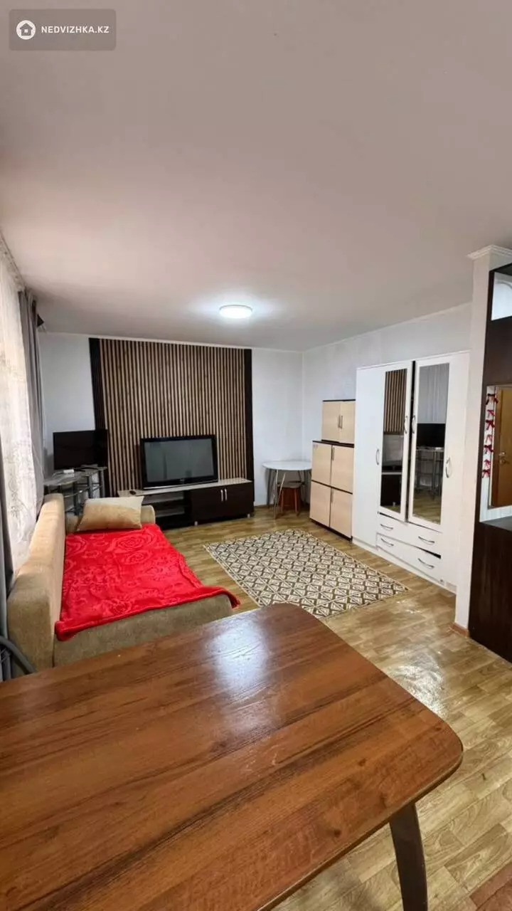 1-комнатная квартира, этаж 1 из 5, 38 м²