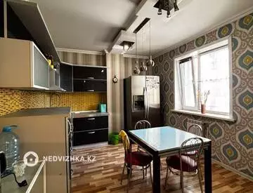 2-комнатная квартира, этаж 10 из 10, 77 м², миниатюра 9
